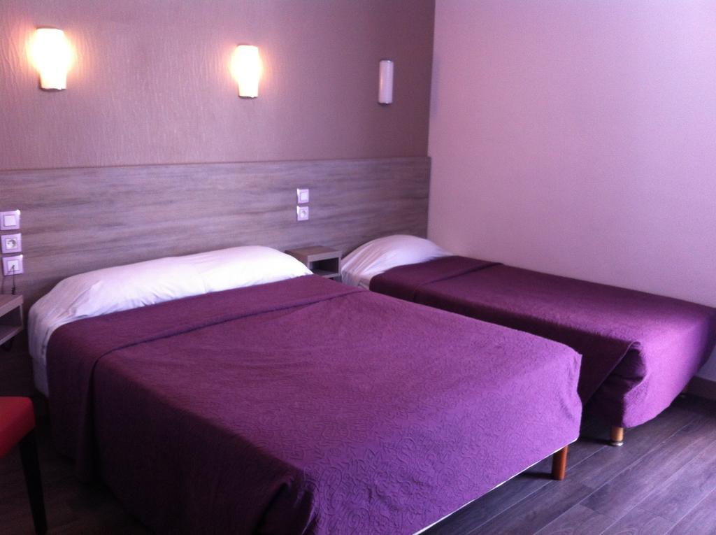 Hotel Grand Magenta