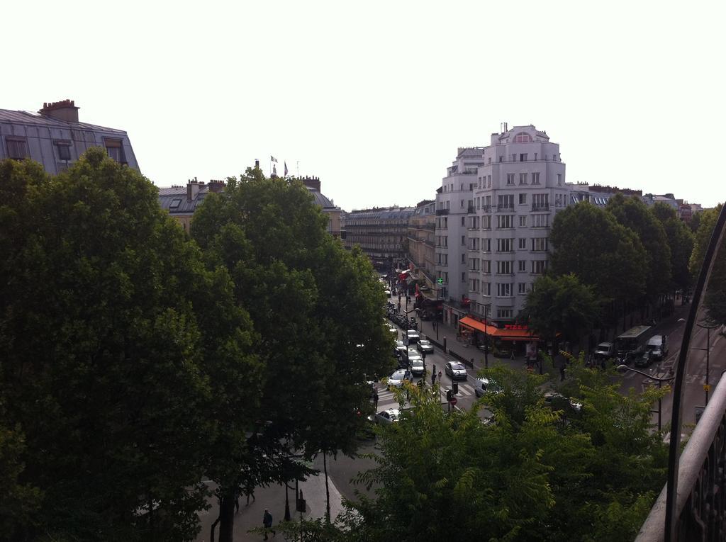 Grand Magenta * Paris