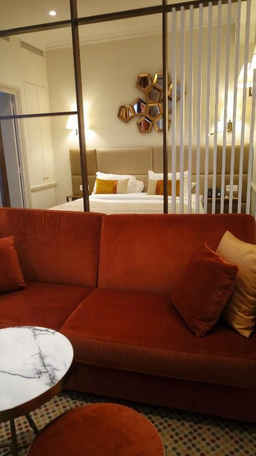 De Suede Saint Germain