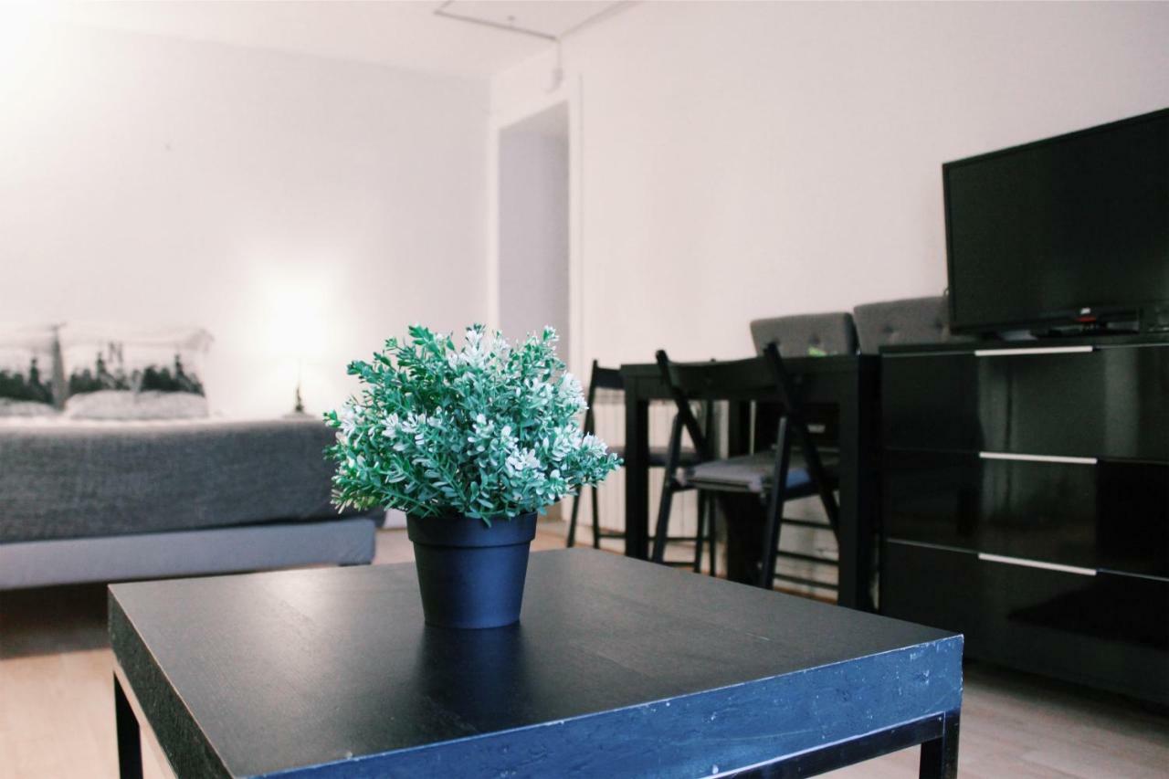 Apartment Lovely Parisian Studio Paris