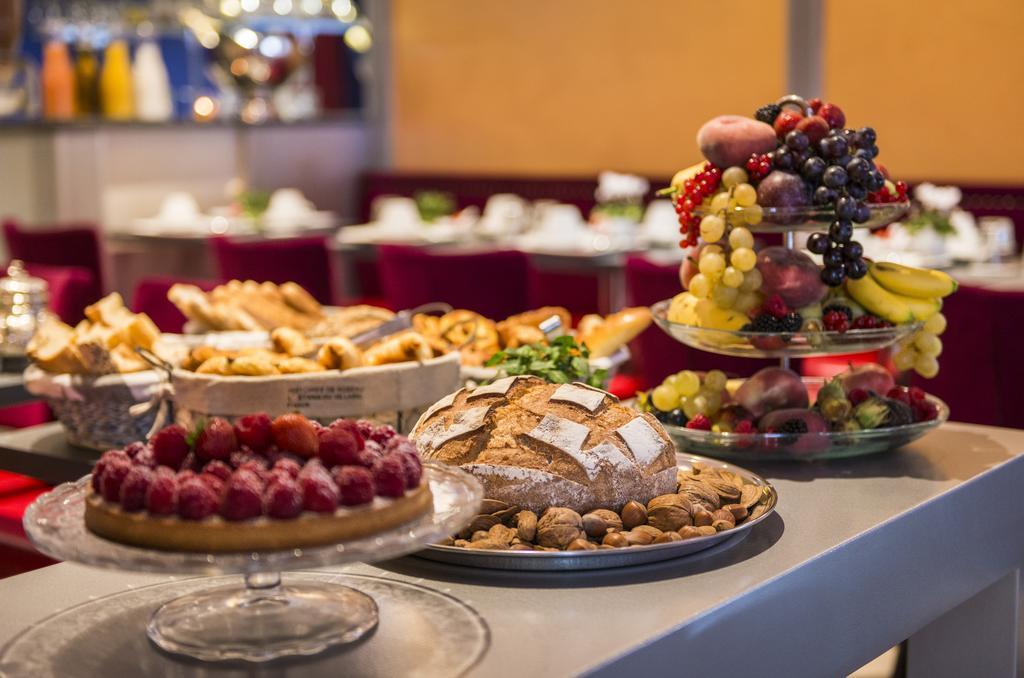 Hotel Monceau Wagram Paris