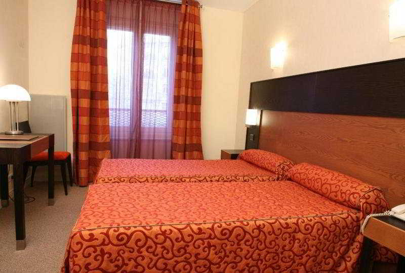 Raspail Montparnasse Hotel Paris