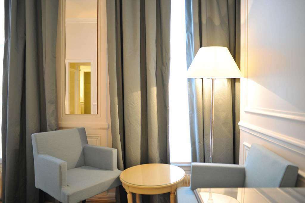 De L'universite Paris