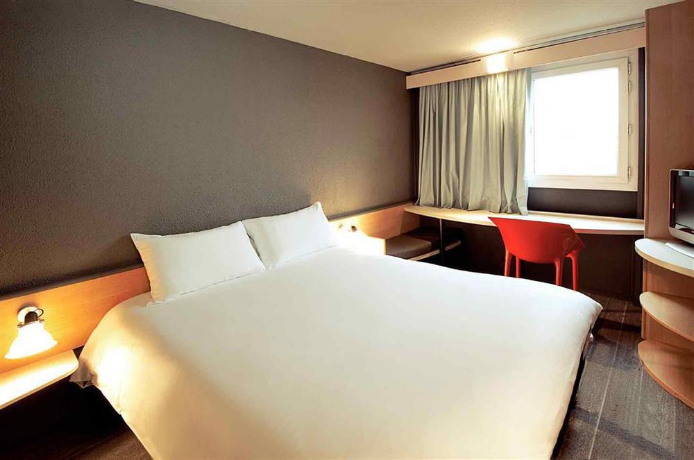 Ibis Maine Montparnasse 3*