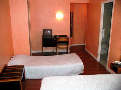 Hotel Bristol Republique Paris