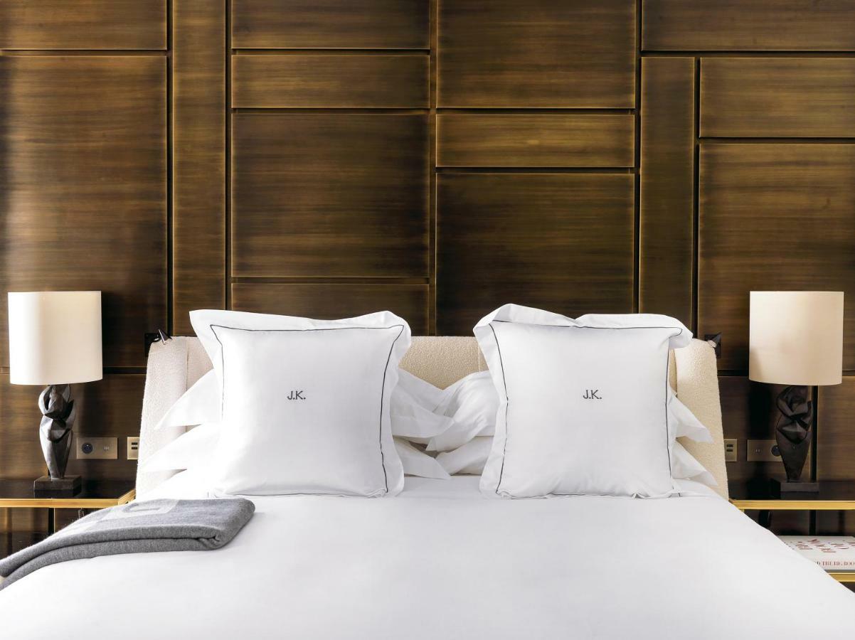 J.k. Place 5* Paris