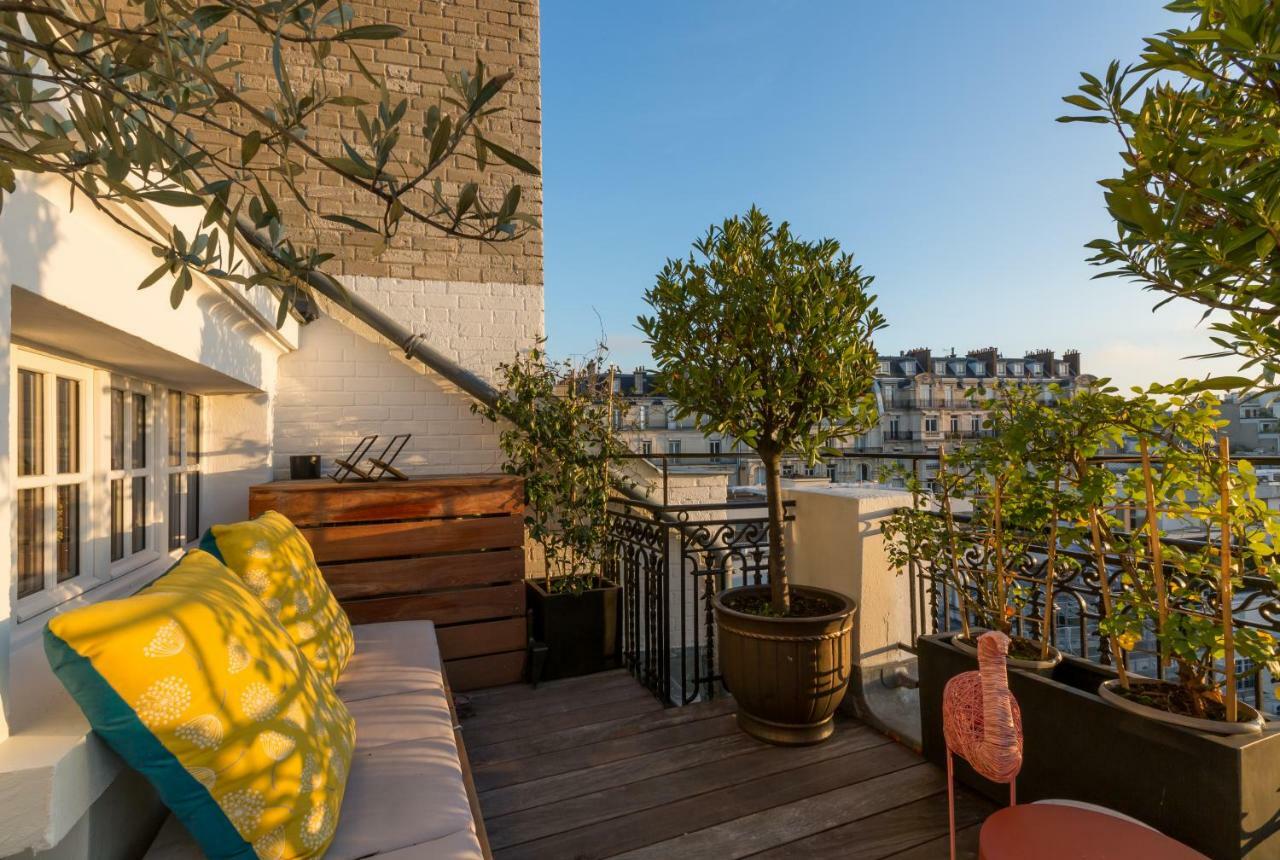 Veeve - Eiffel Tower Terrace Paris
