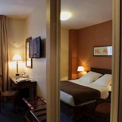 Western Amiral Hotel