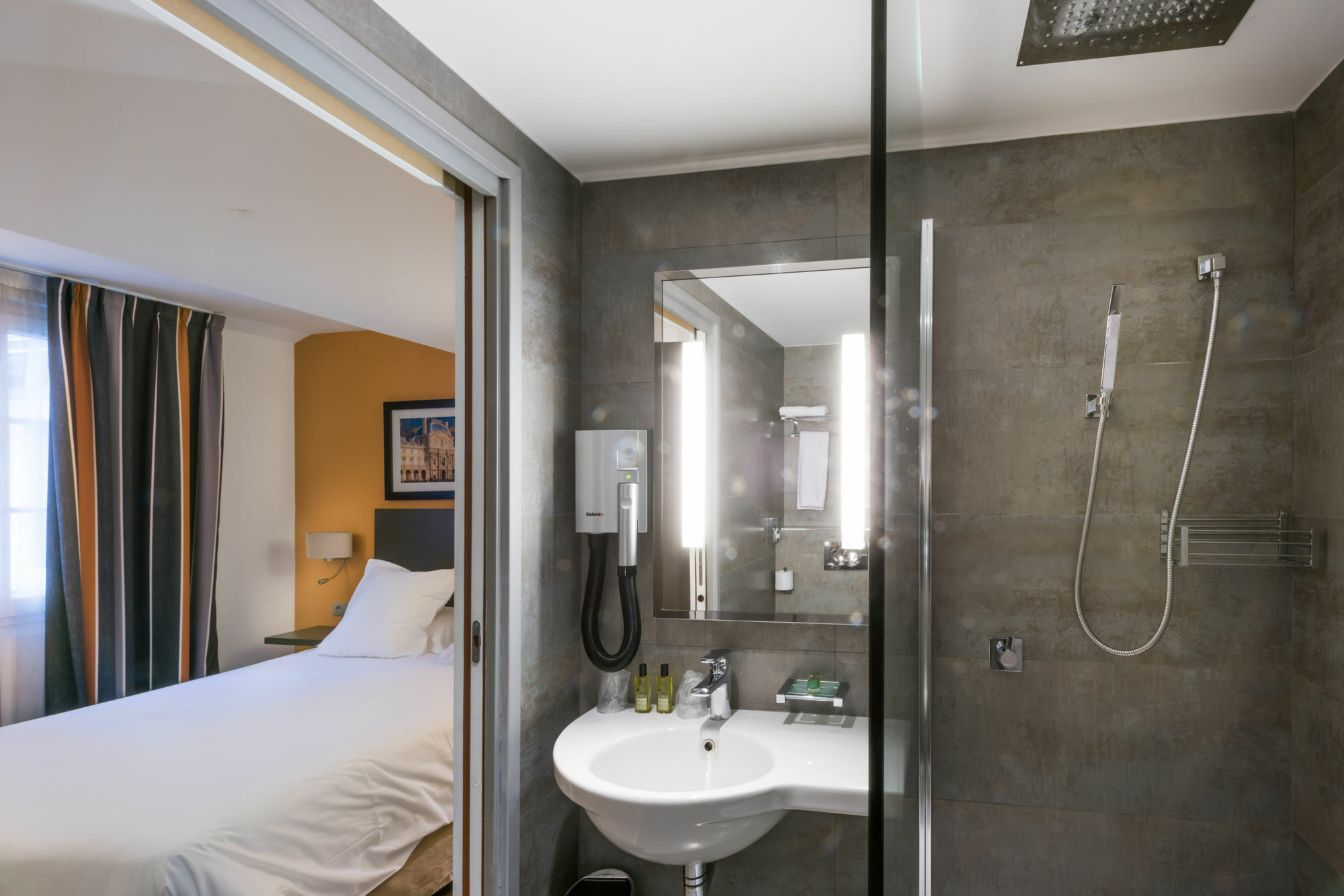 Hotel Louvre Richelieu 3*