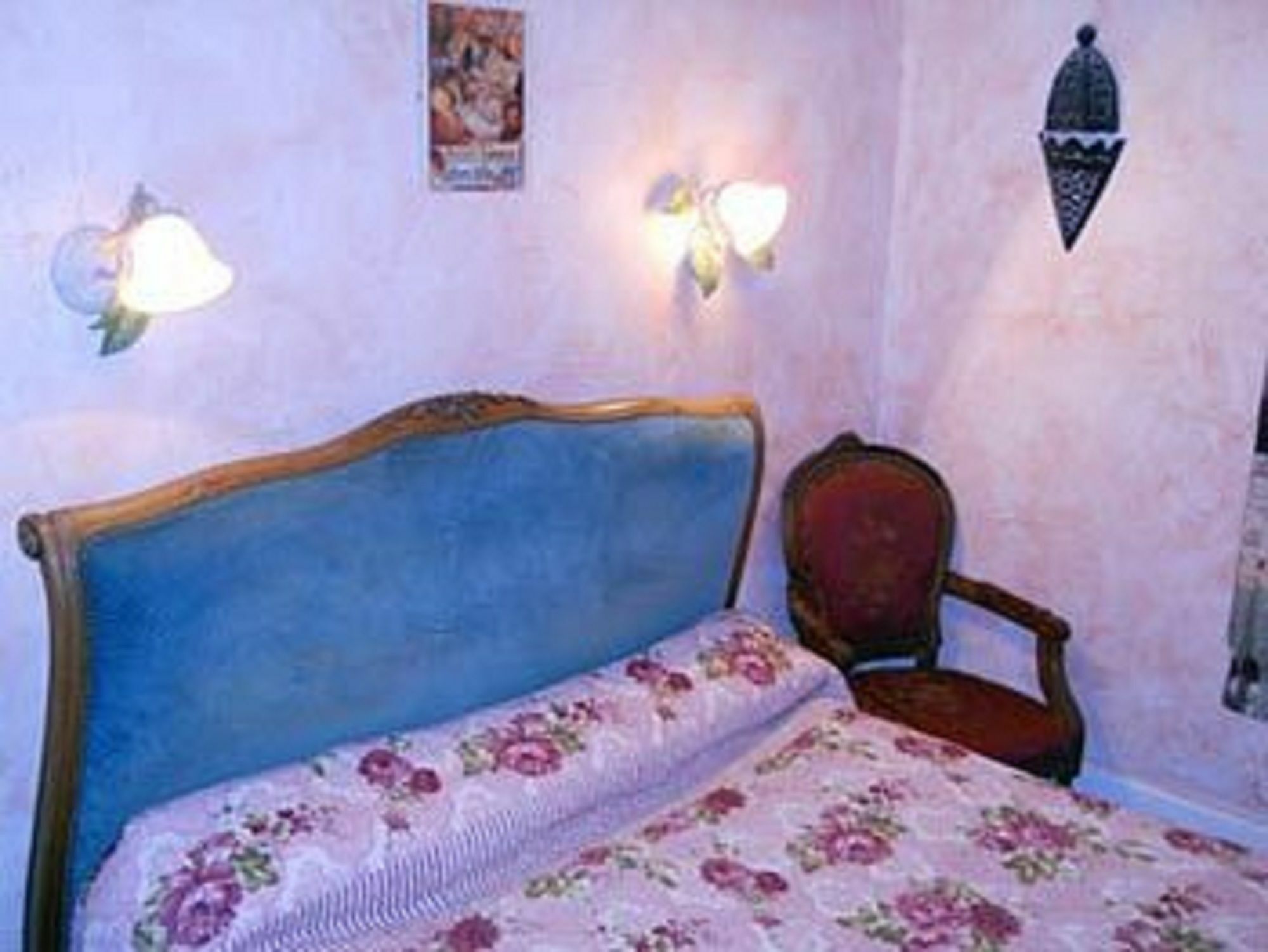 De Lille Louvre Hotel