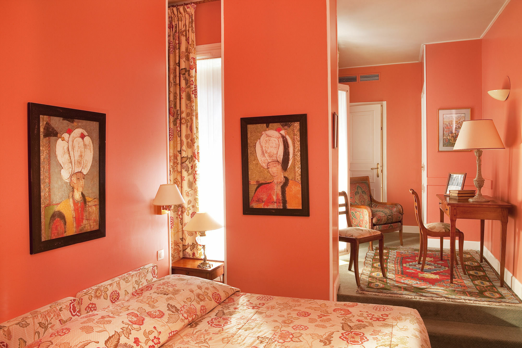 Relais Du Louvre Paris