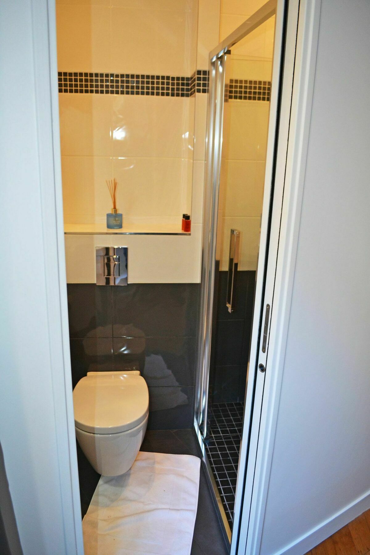 Bed & Breakfast Square 2*