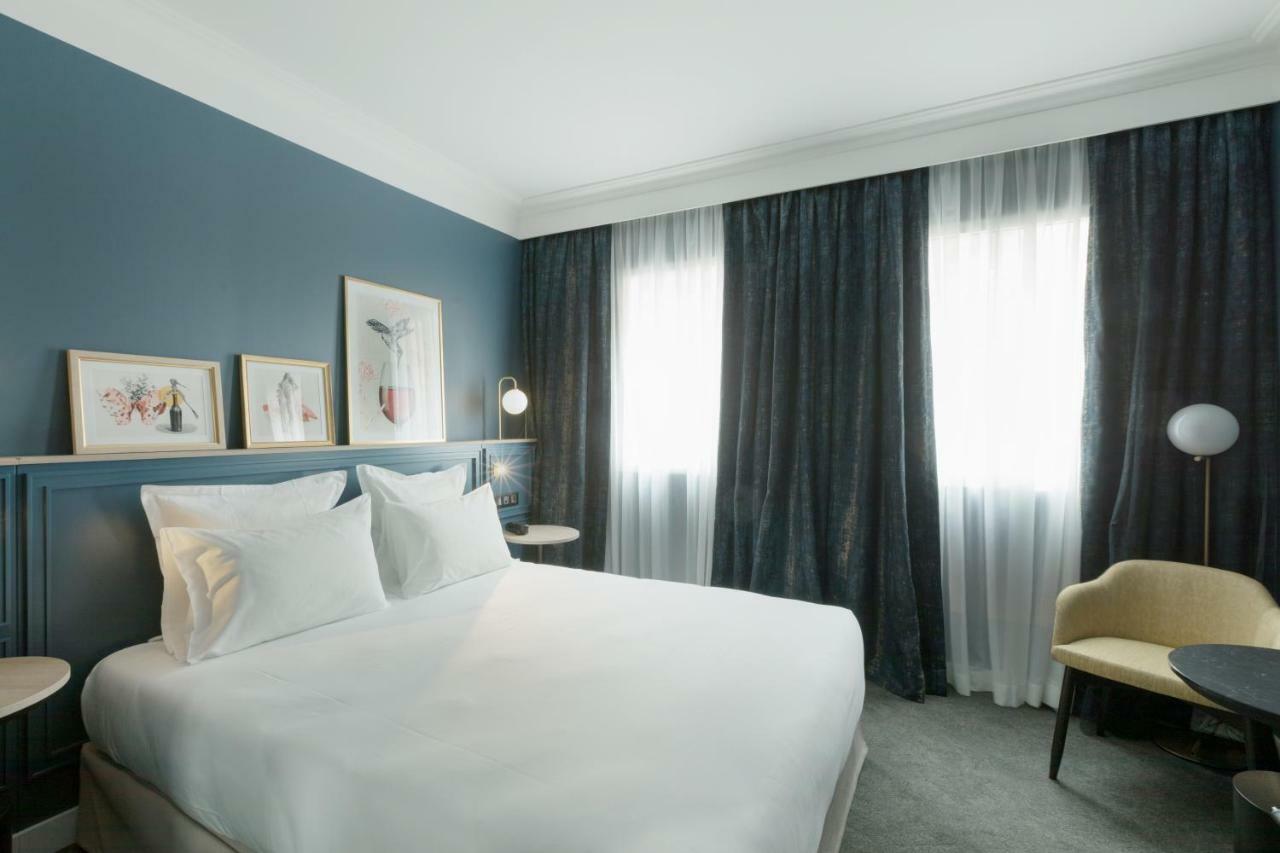 Hotel Le Pierre Paris
