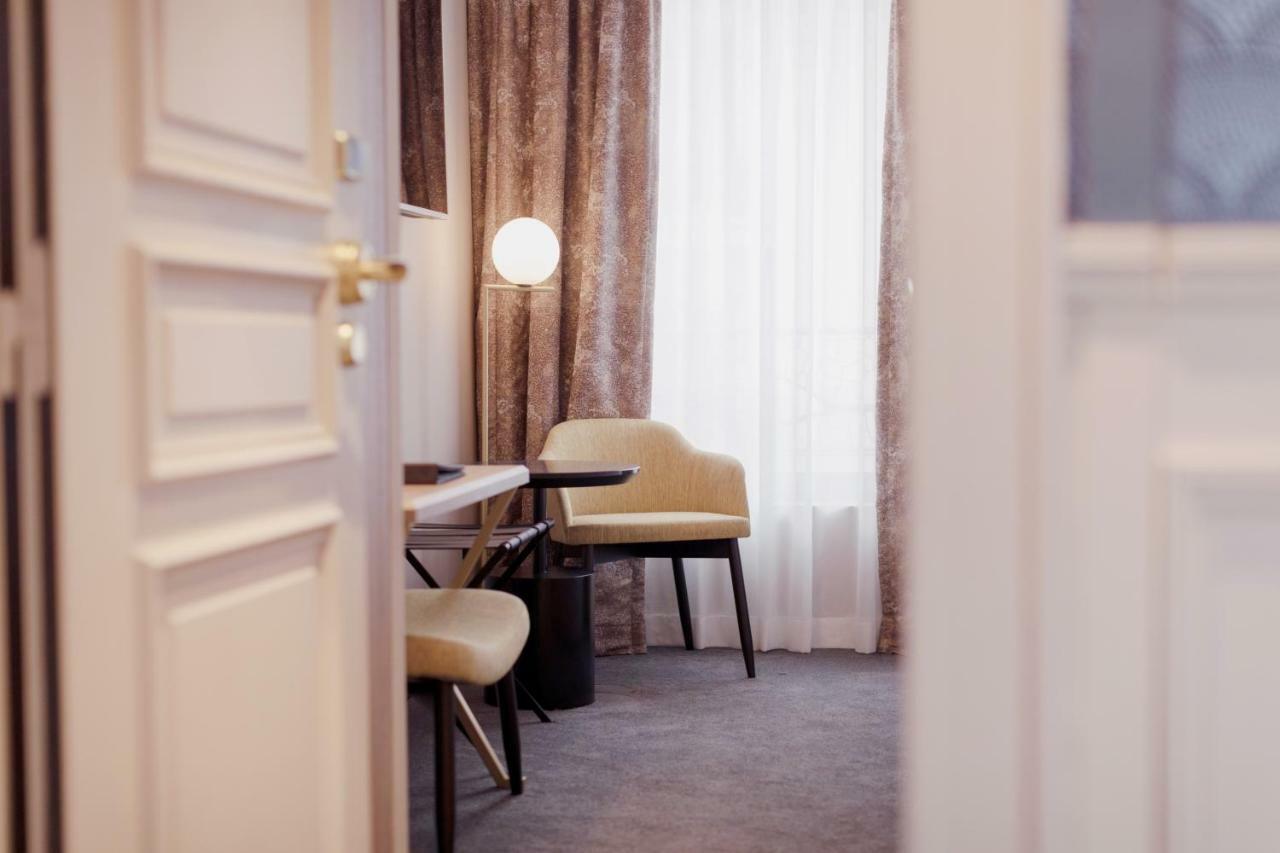 Le Pierre 4* Paris