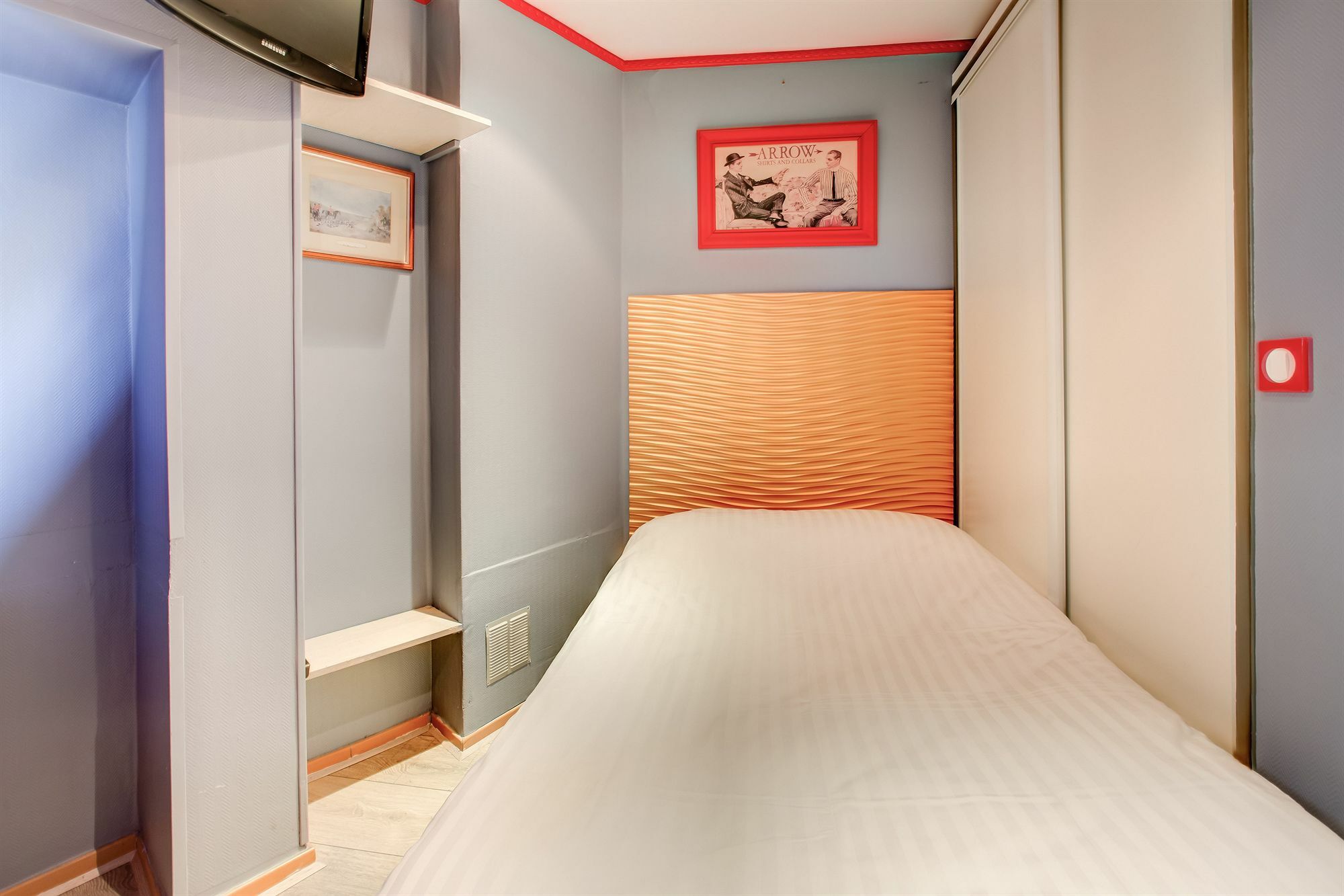 Hotel Maubeuge Gare Du Nord 2*