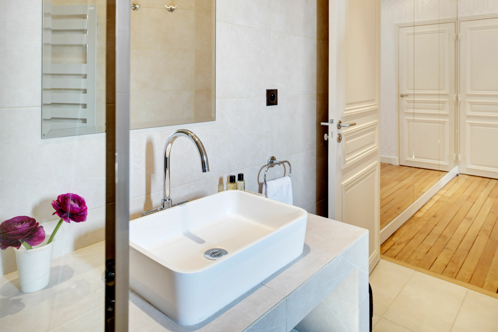 Apartment Europea - Centre Paris