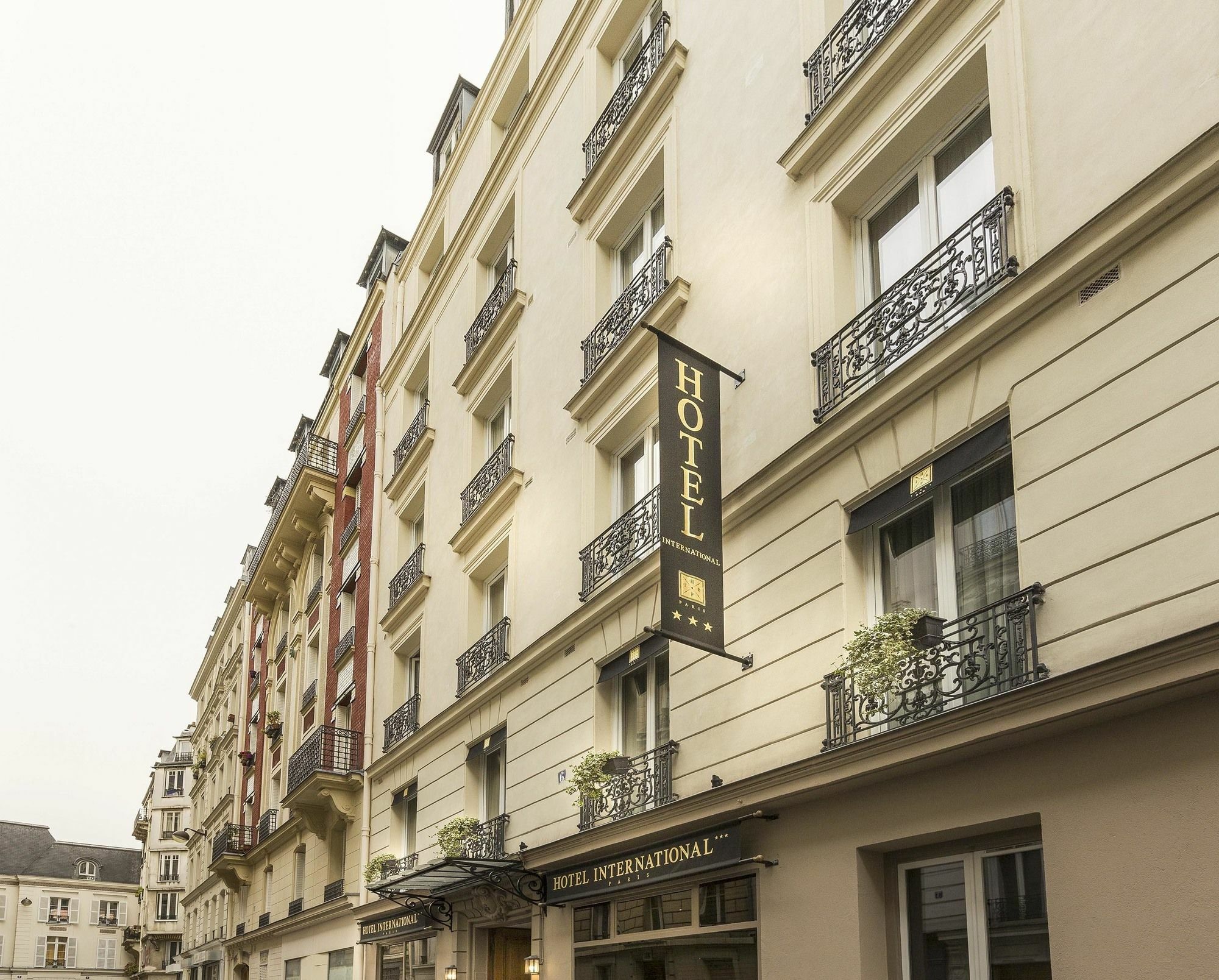 Hotel International