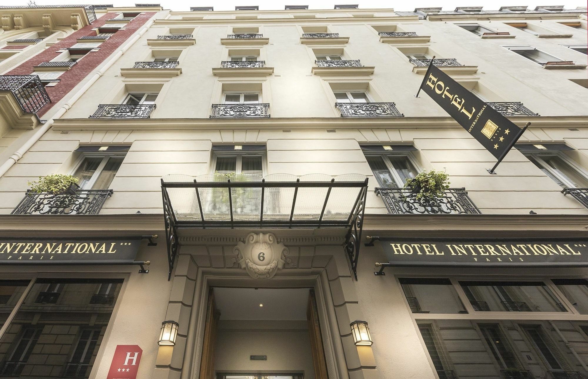 International Paris