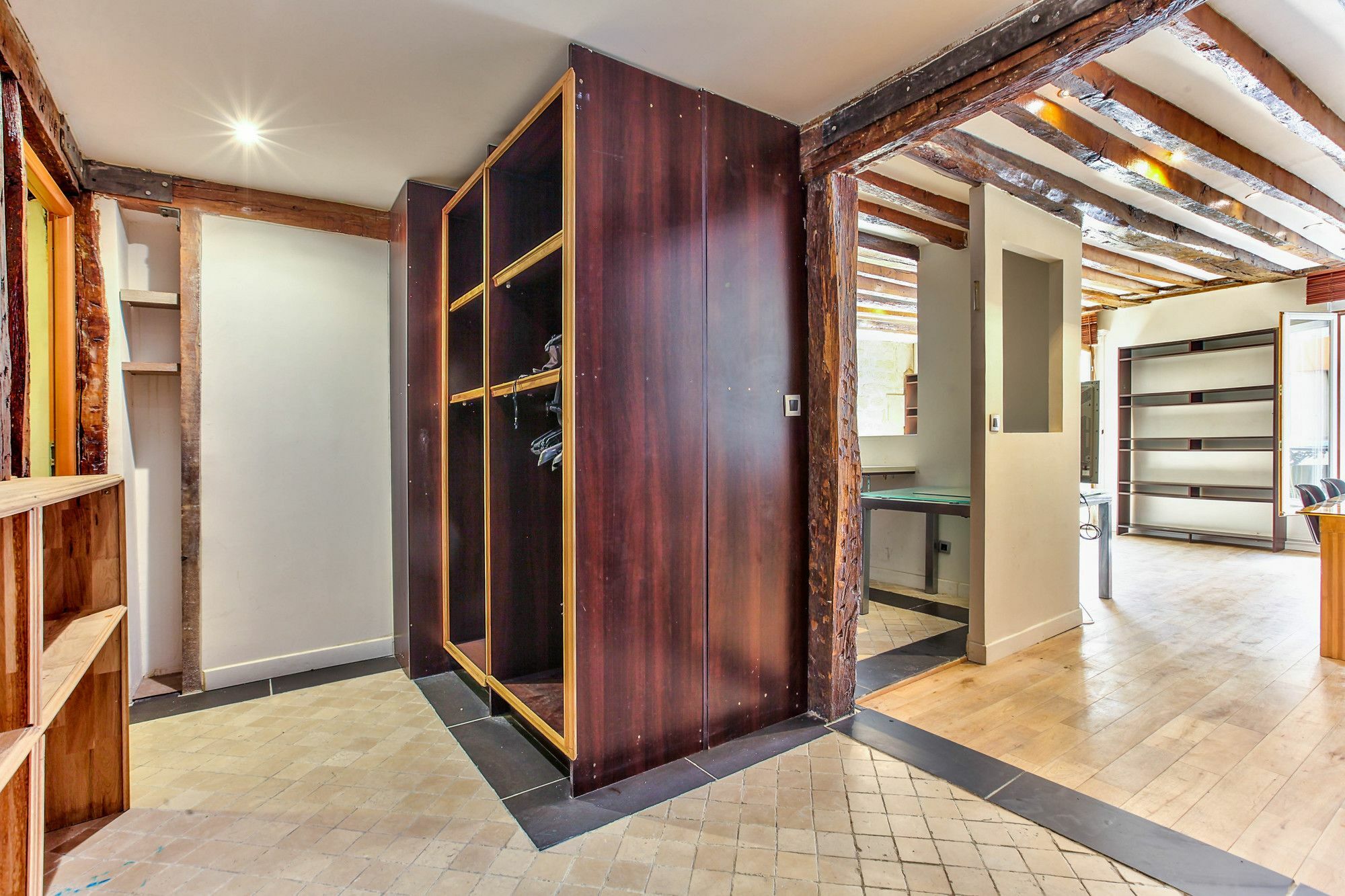 Apartment 43 - Spacious Parisian Flat Of Grands Boulevards *