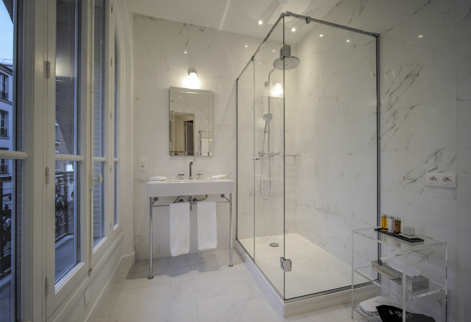 Relais12bis By Eiffel Tower Bed & Breakfast 3*