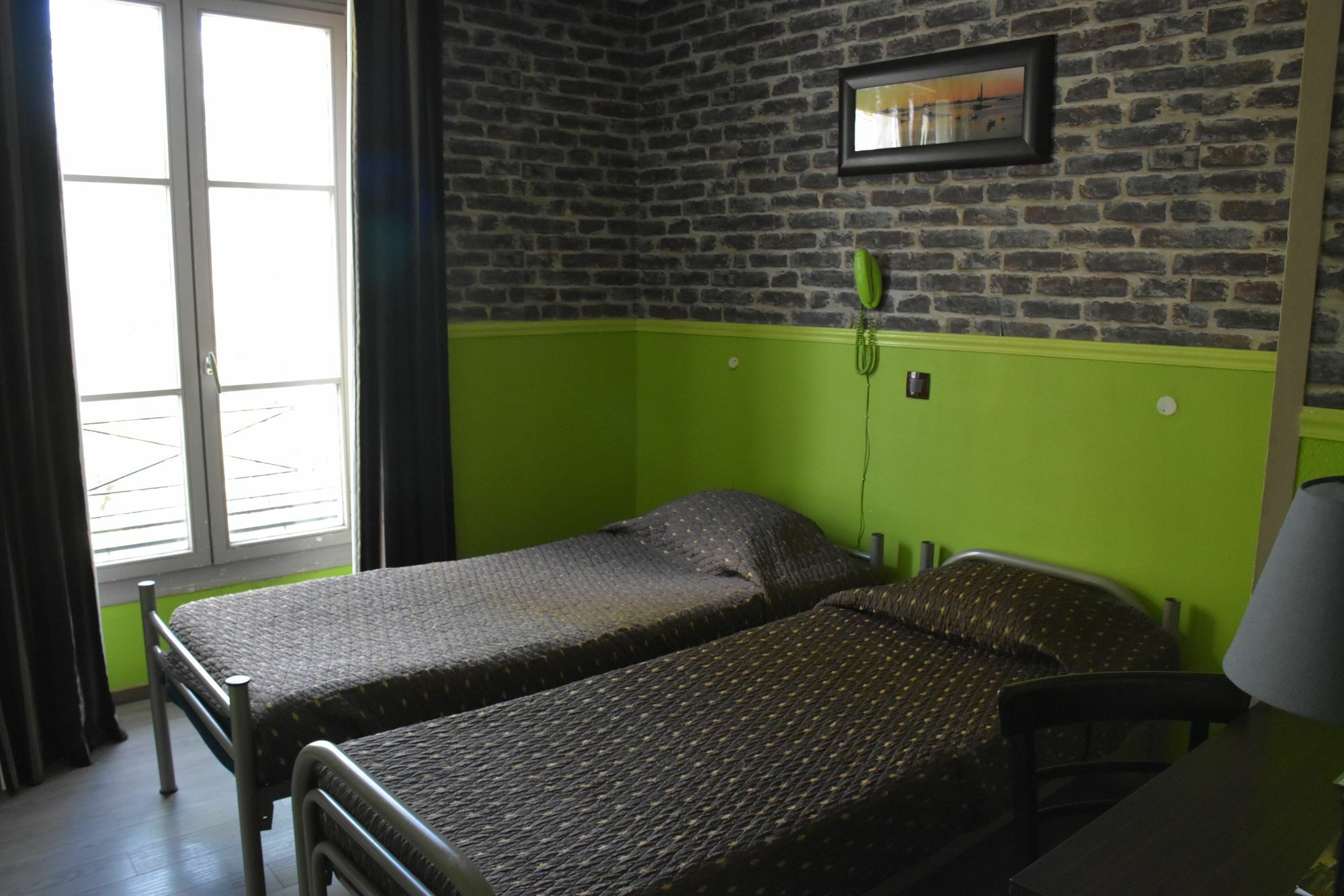 Absolute Republique Hotel