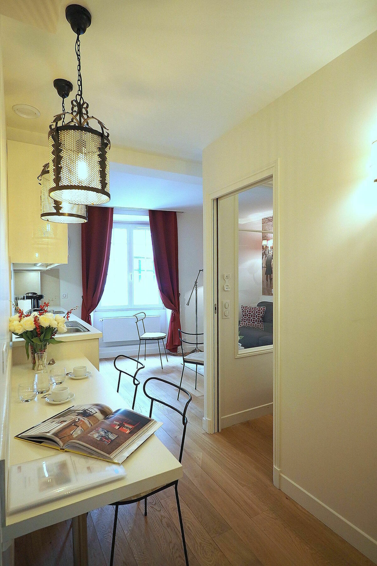 Appartement Louvre Opera Design Chicsuites Paris