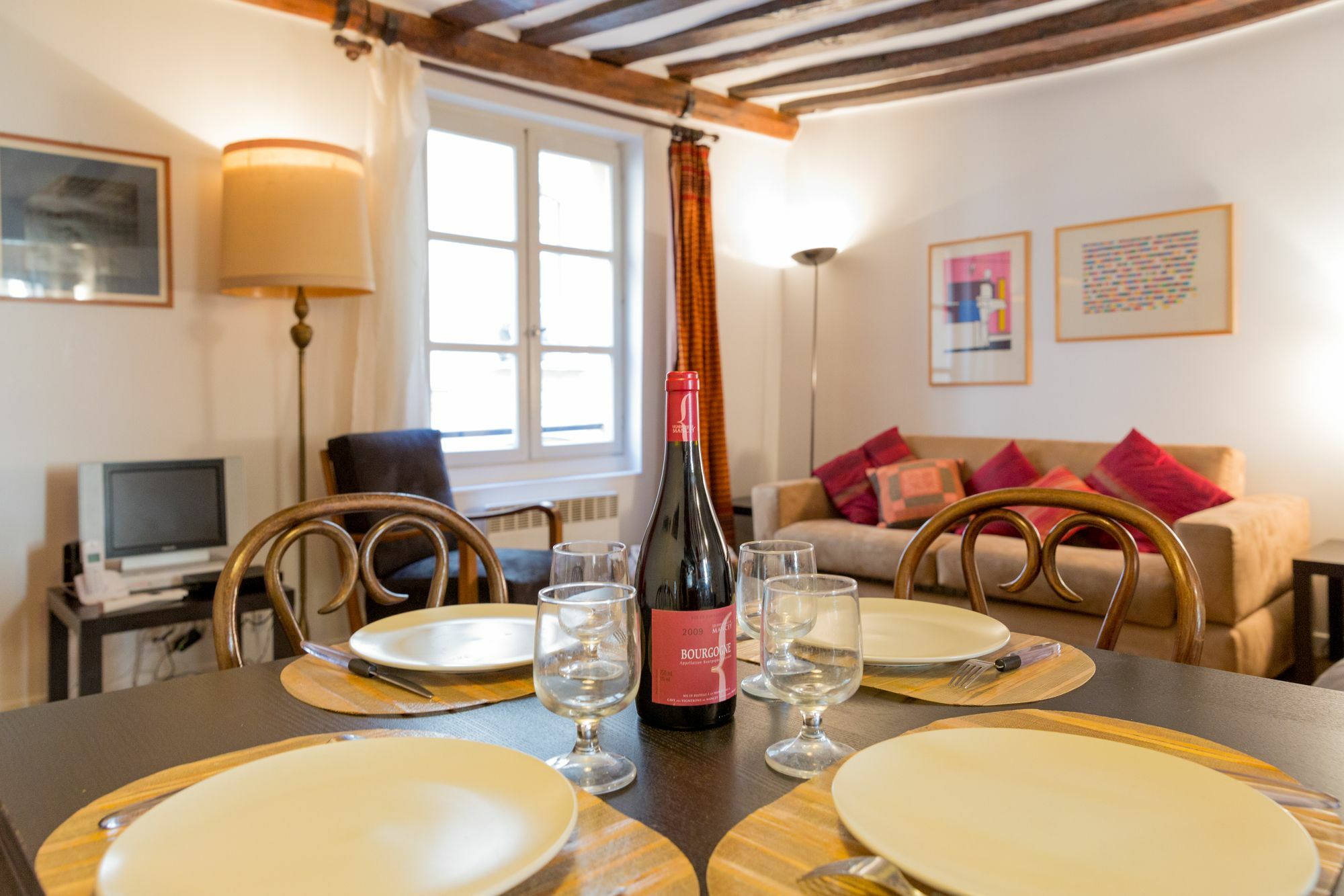 Appartement 1 *