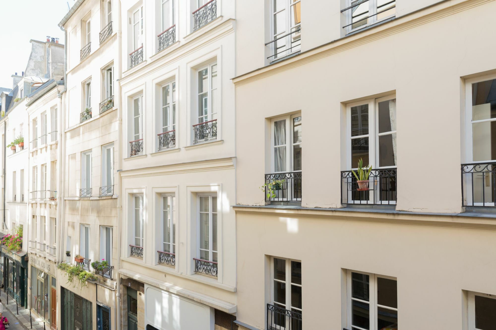 Apartment 1 Paris