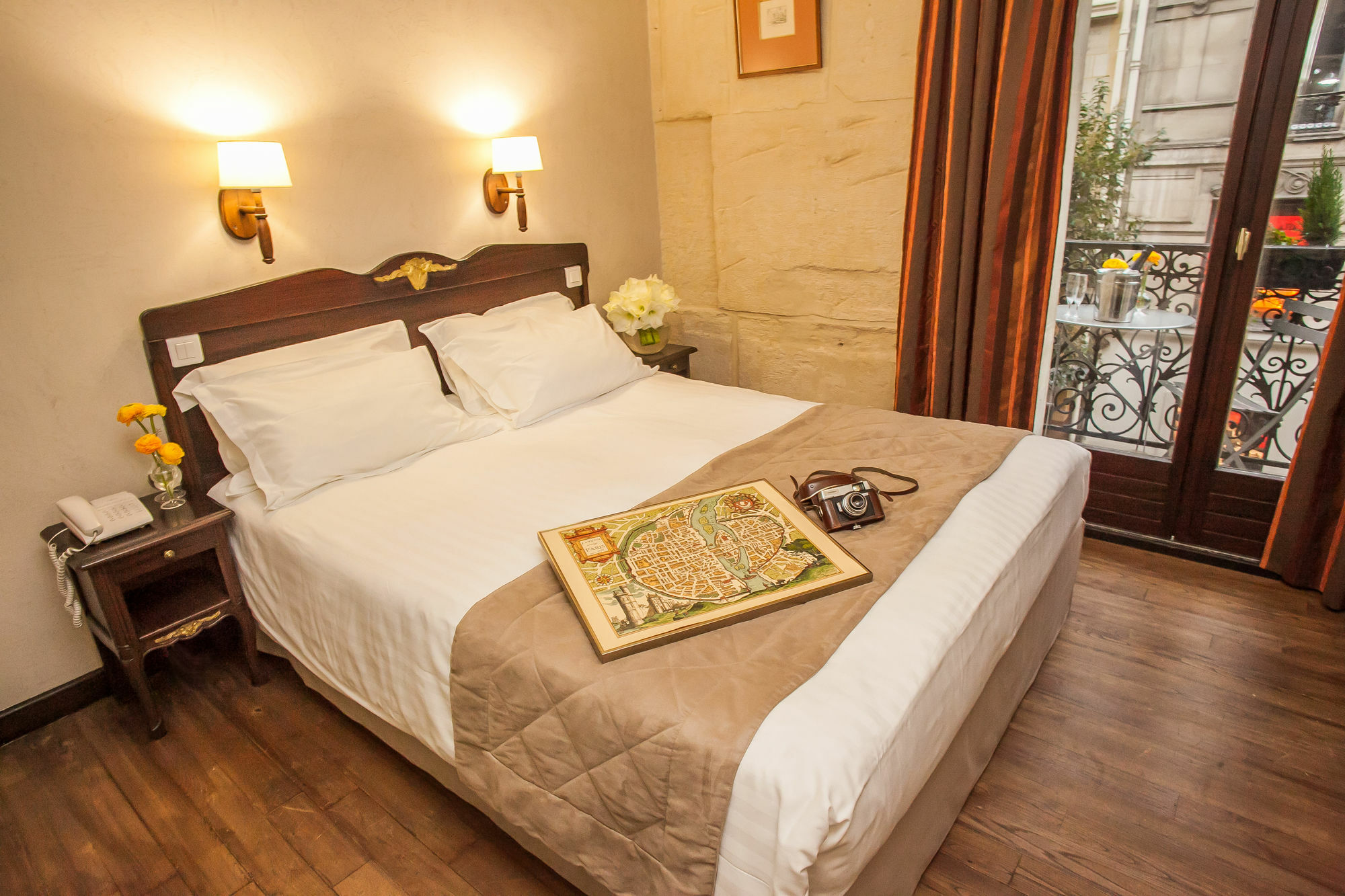 Hotel Europe Saint Severin-paris Notre Dame 3*
