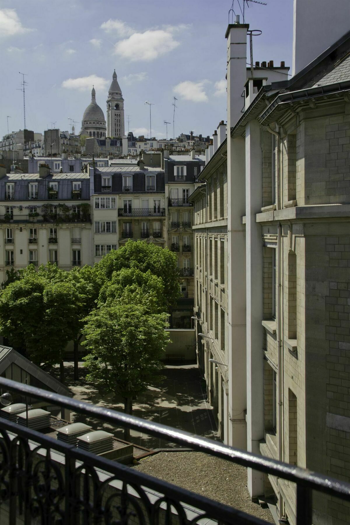Hostel Le Montclair Montmartre By River Paris