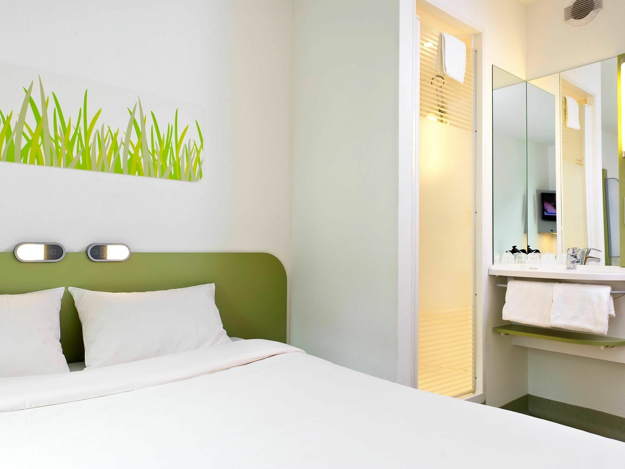 Hotel Ibis Budget Porte De Vincennes 2*
