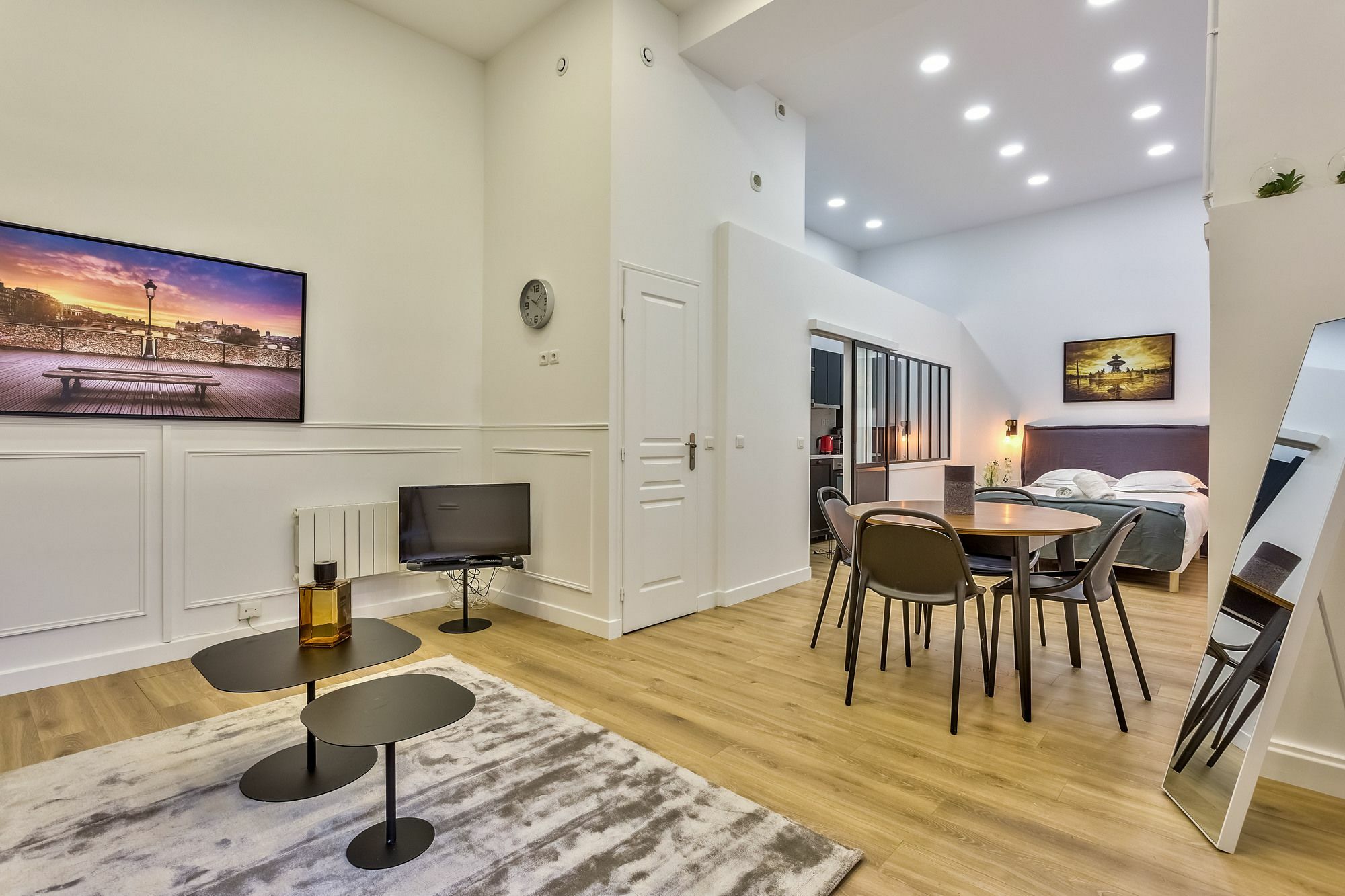 05 - Designed Parisian Flat Apartment