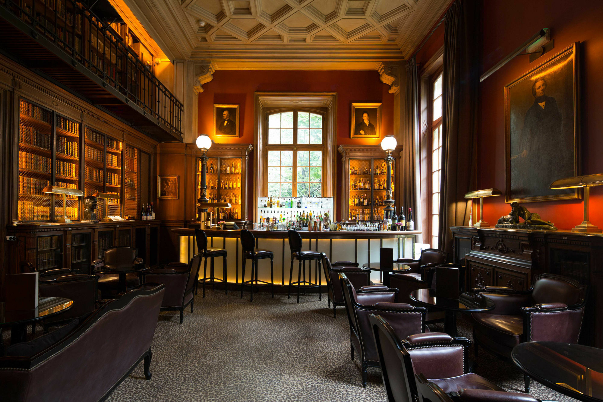 Saint Hotel 5*