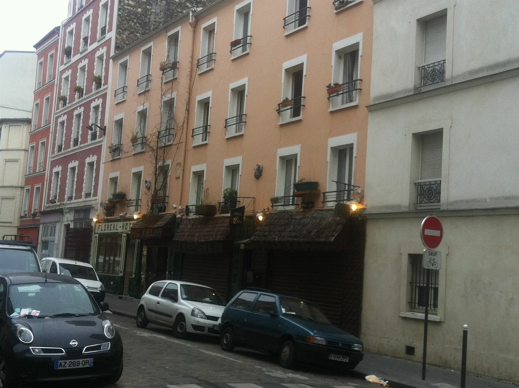 Hipotel Montmartre Gare Du Nord Paris