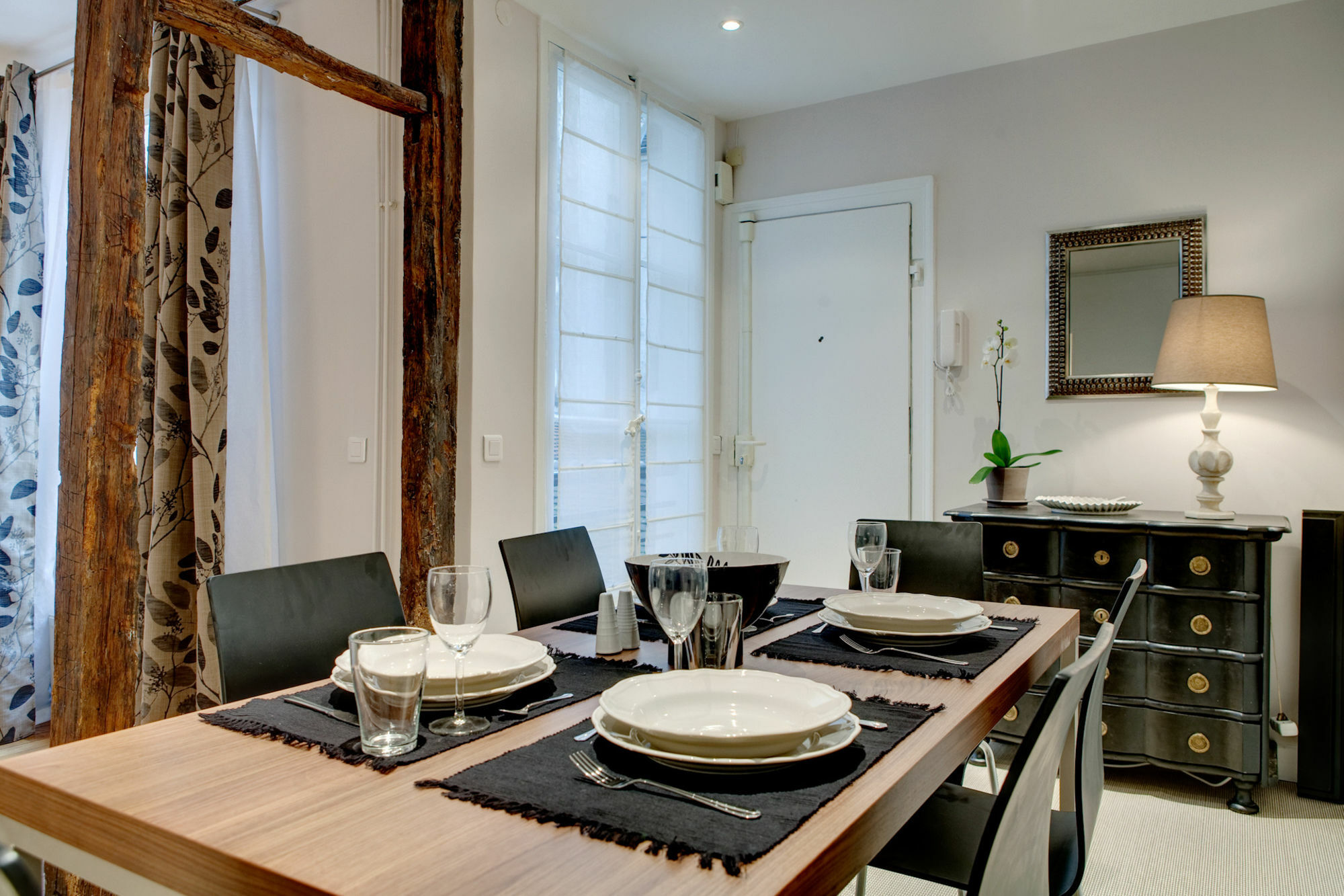 Apartment Europea - Invalides Paris