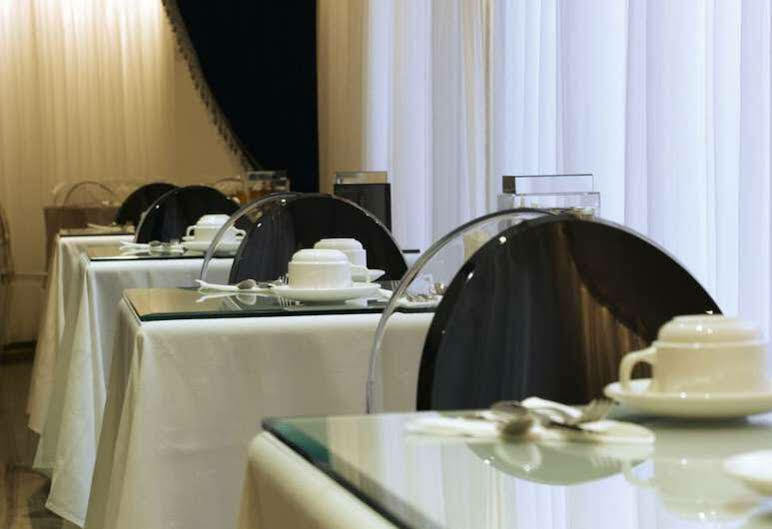Les Jardins Du Marais Hotel 4*