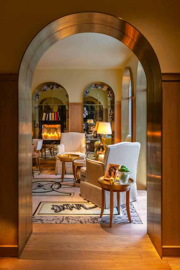 9confidentiel 4* Paris