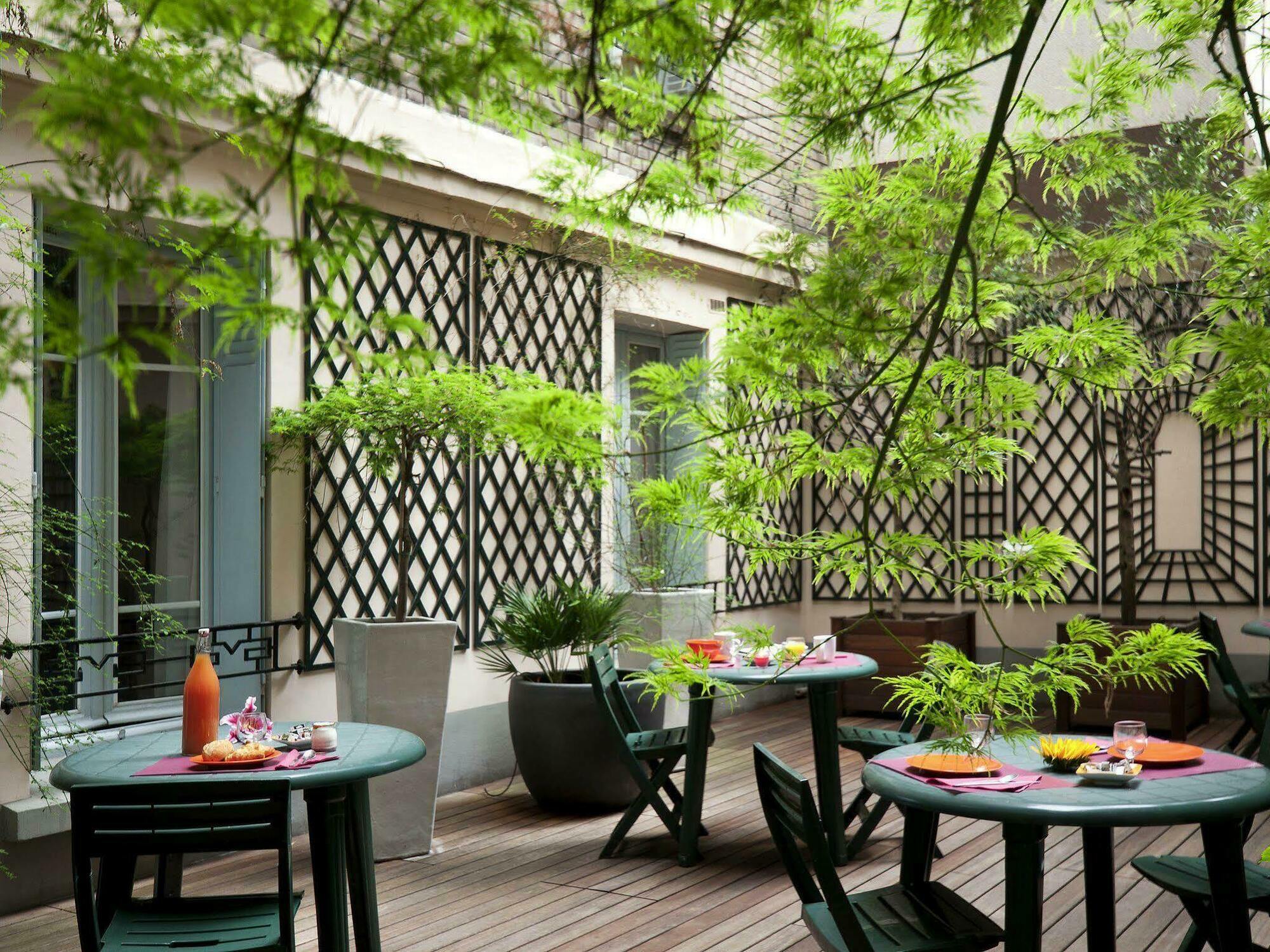 Adagio Access Philippe Auguste Paris