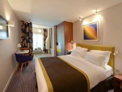 Hotel Le Mareuil Paris