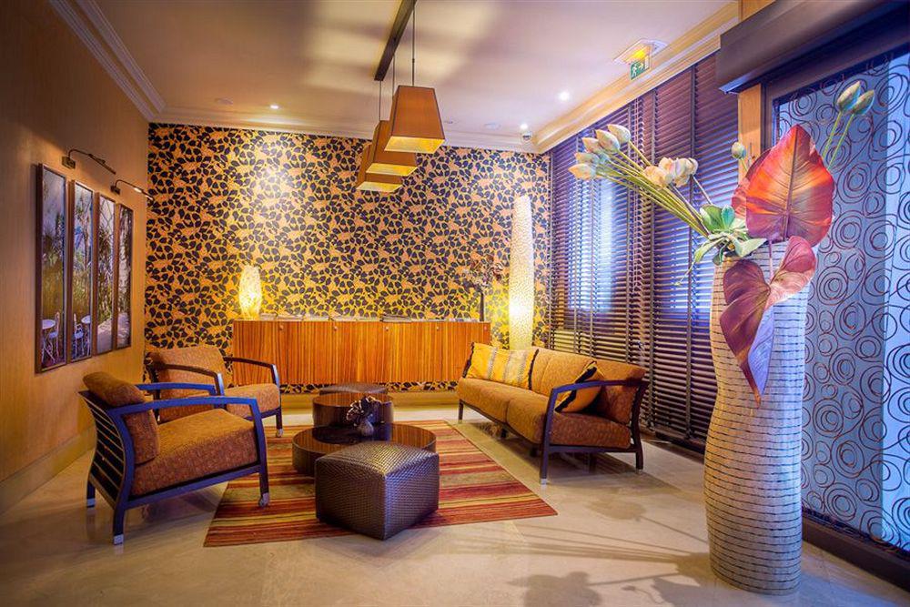 Oratio 3* Paris