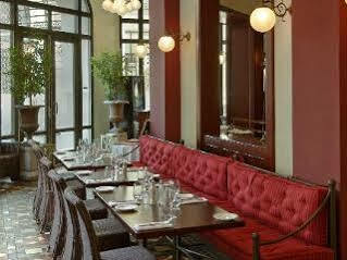 Nouvel Eiffel Hotel Paris