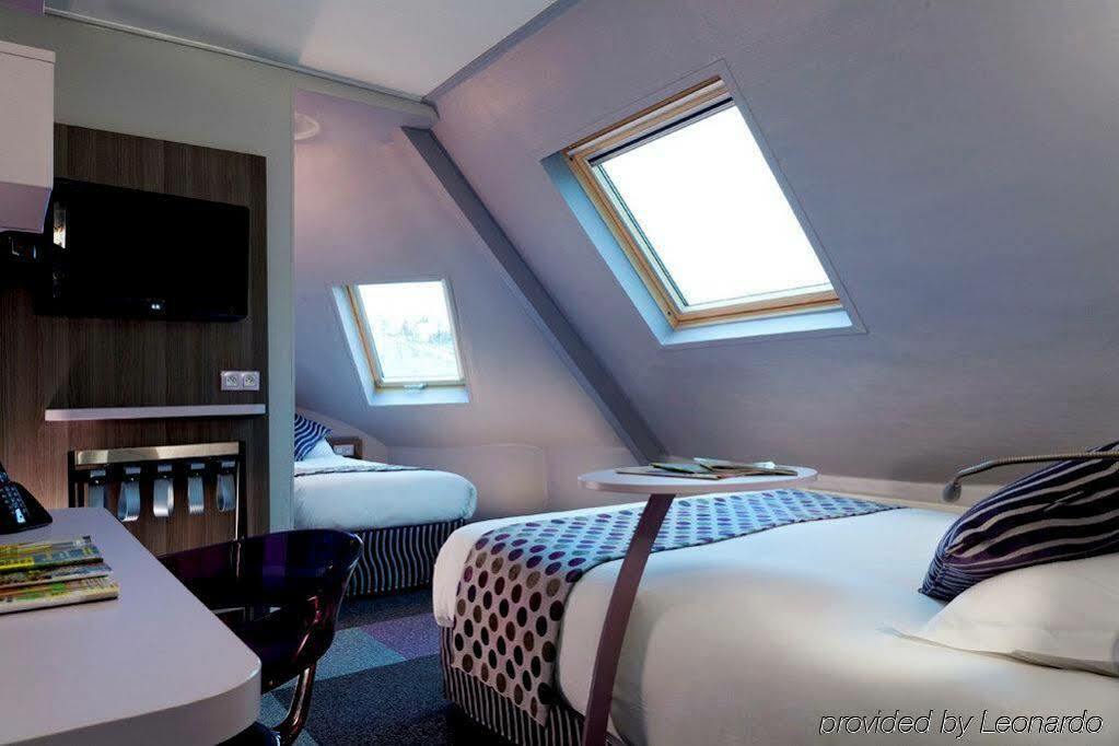 De Charonne 3*
