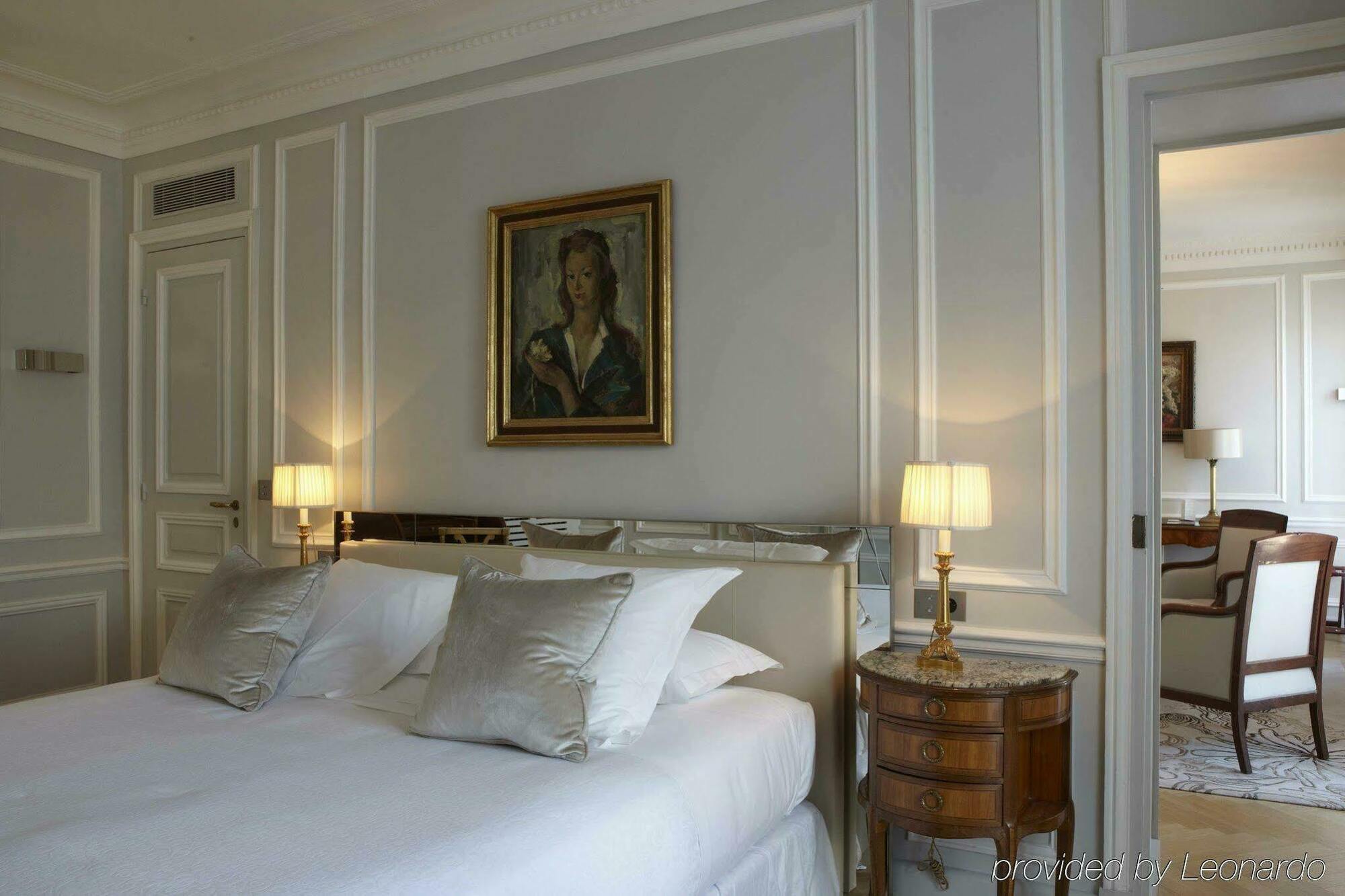 Hotel Lancaster Champs-elysées Paris