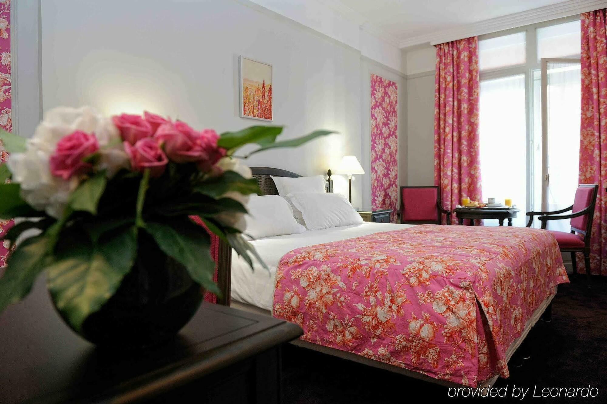 California Hotel Paris