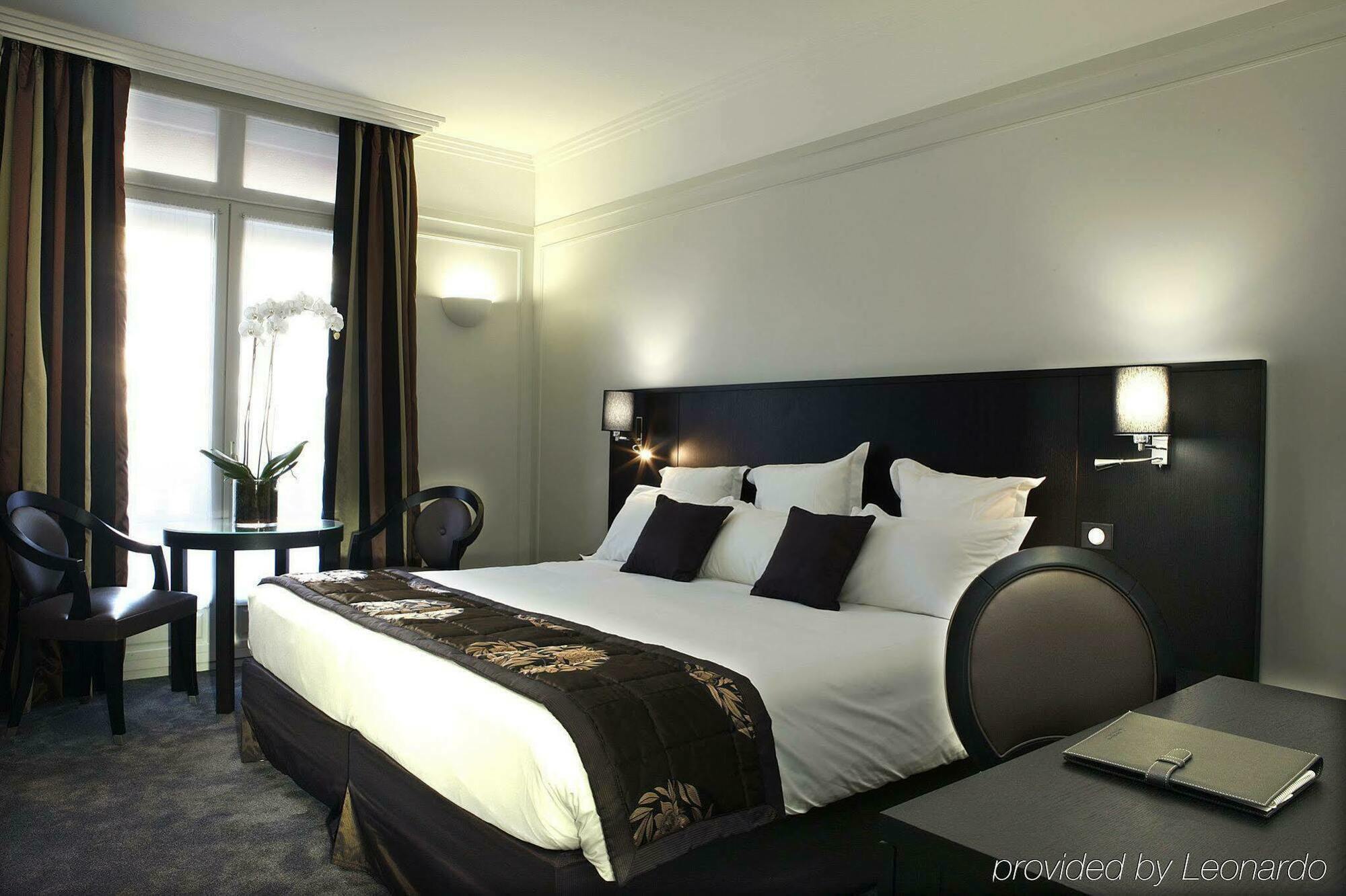 California Hotel 4*
