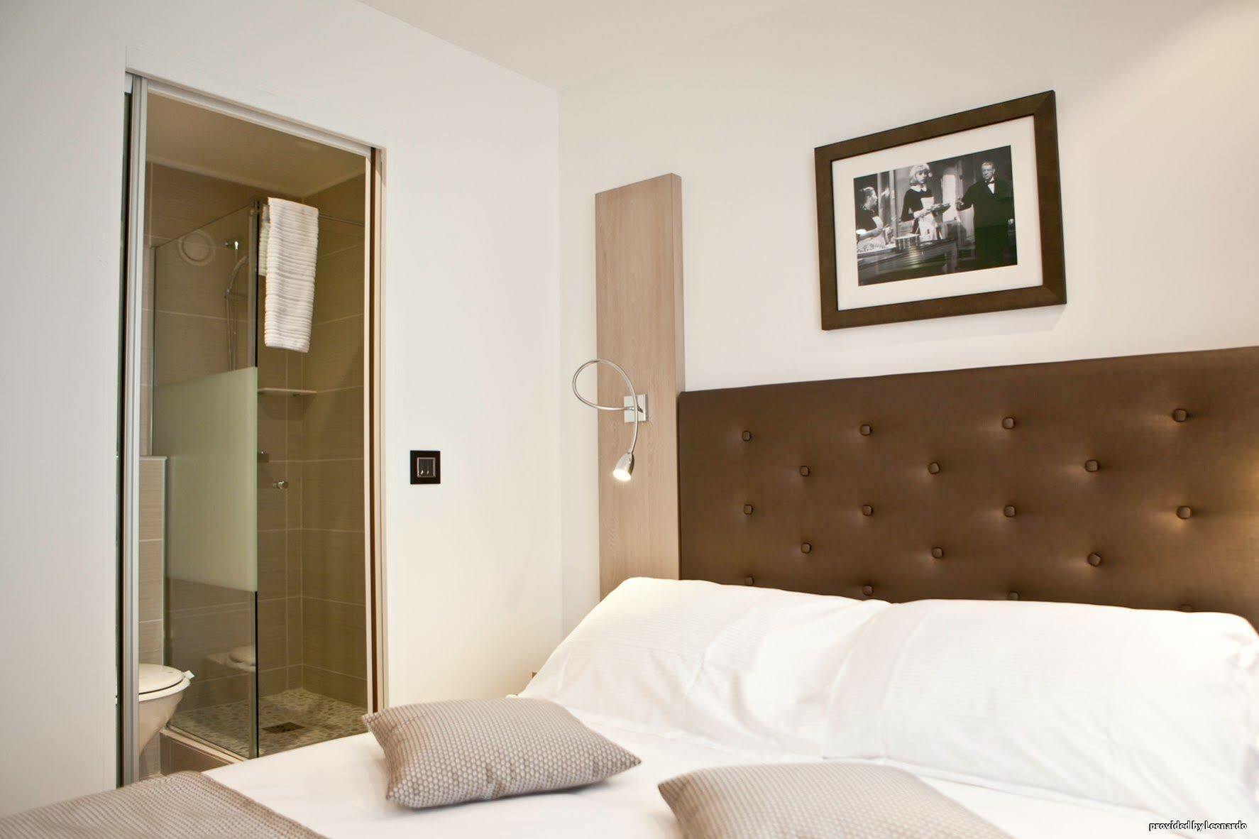 Hotel Maxim Opera 4*