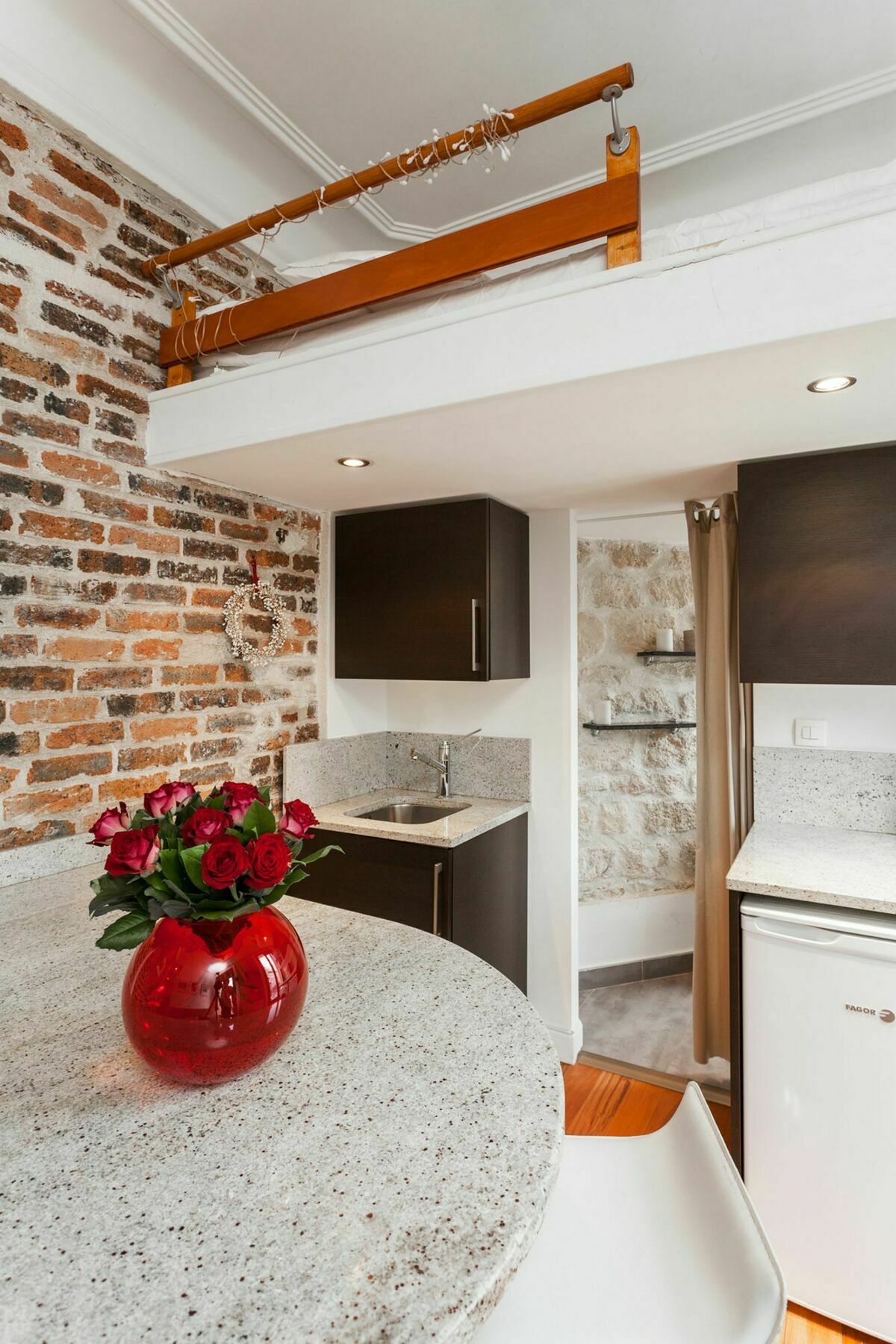 Saint Germain Des Pres Bail Mobilite Only Apartment *