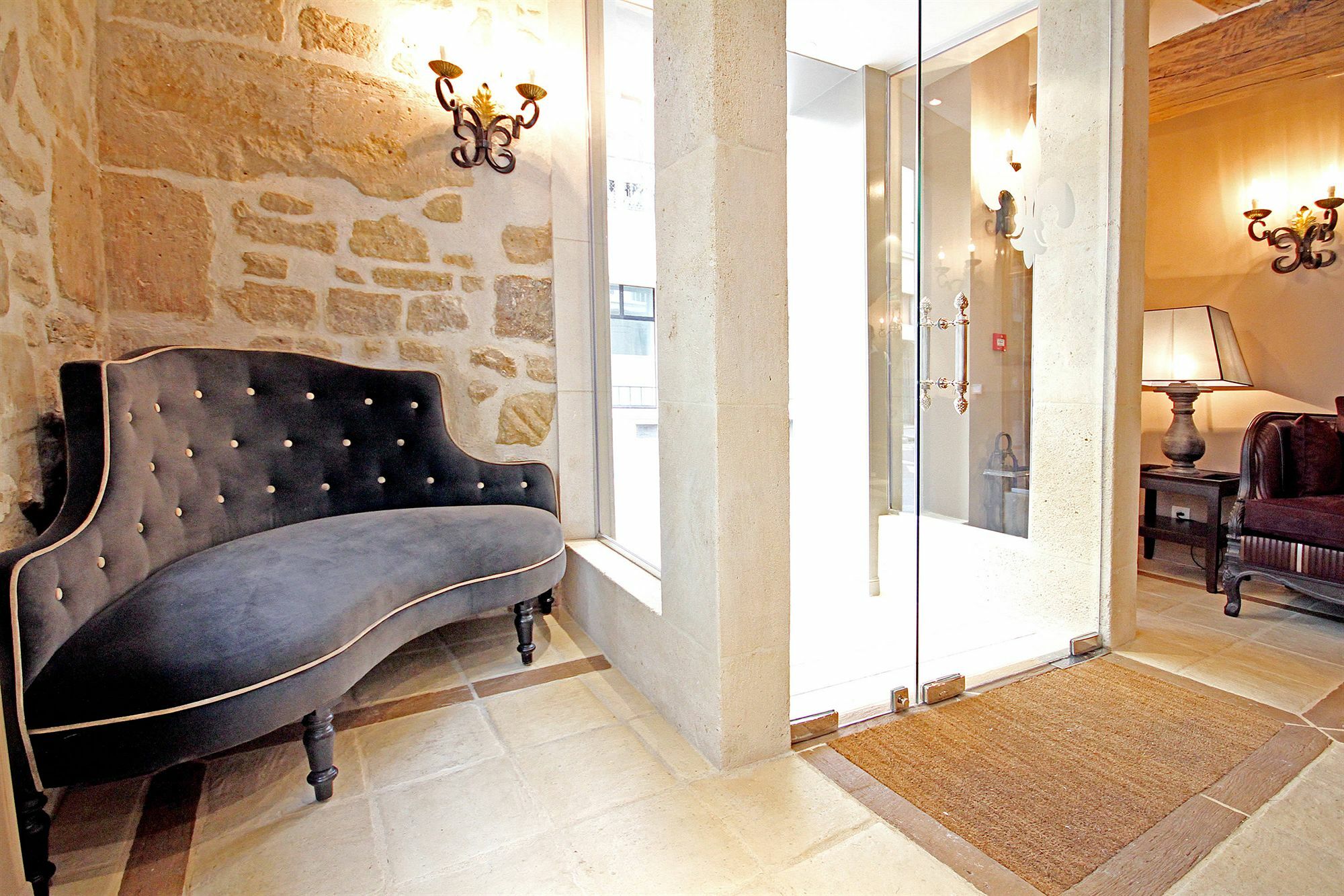 Hotel Saint-louis Marais Paris