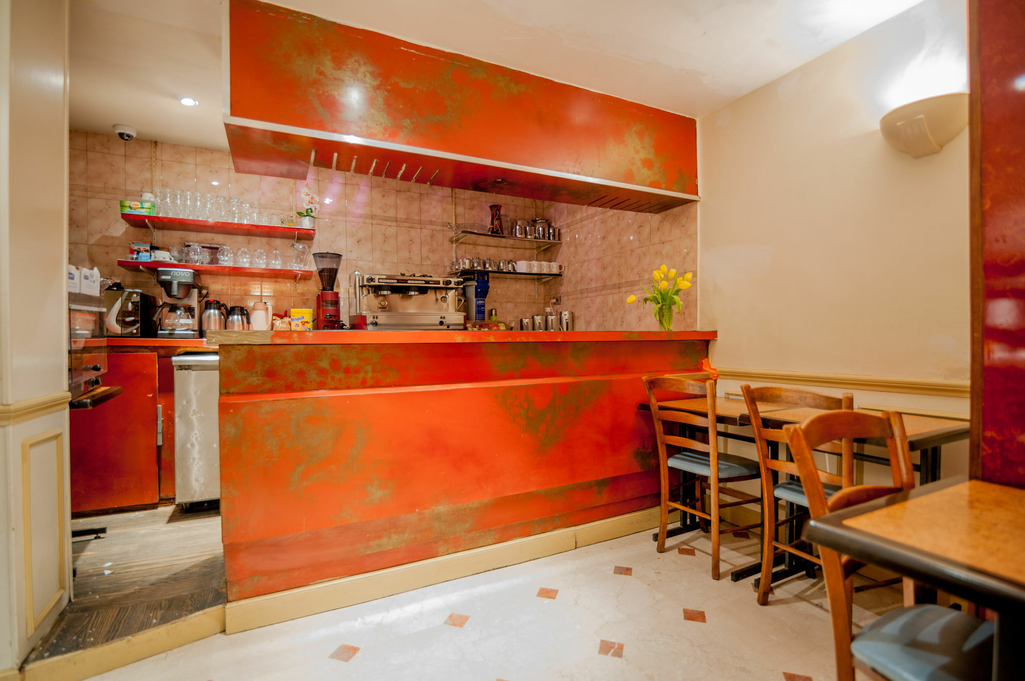 Leonard De Vinci 75011 Hotel Paris