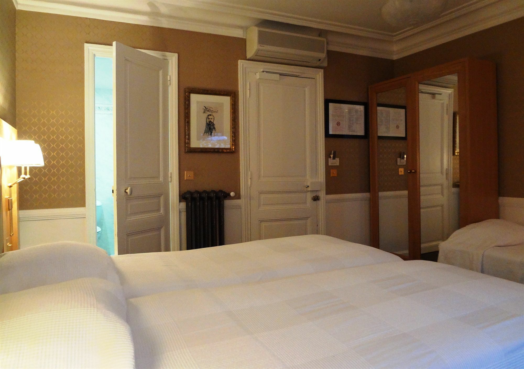 Le Cercle Tour Eiffel Hotel Paris